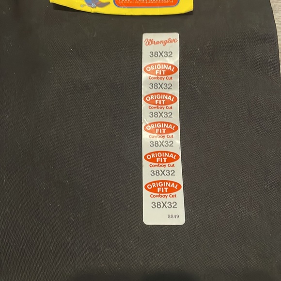 Wranglers Men’s 13MWZ Original Fit 38x32 Original Fit. - Picture 2 of 7